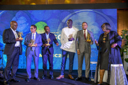 African Energy Ministers and MSGBC 2022's Awards winners.jpg