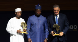 Light-Lounge-Studio-1558 fgg.jpg